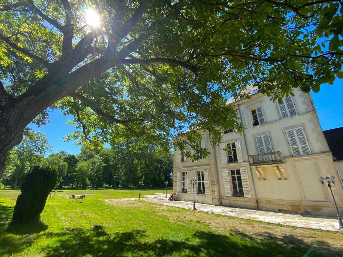 Chateau De Courmelois Champagne Guest House Val de Vesle Eksteriør billede